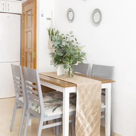 Sol Suitemalaga Parking Апартаменты